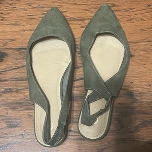 Size 10 Olive Green Women’s Sling Back Flats